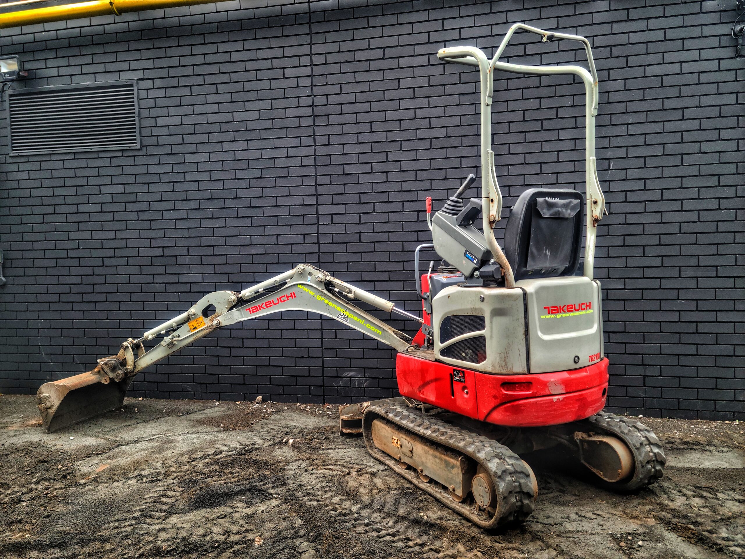 Digger hire in Belfast